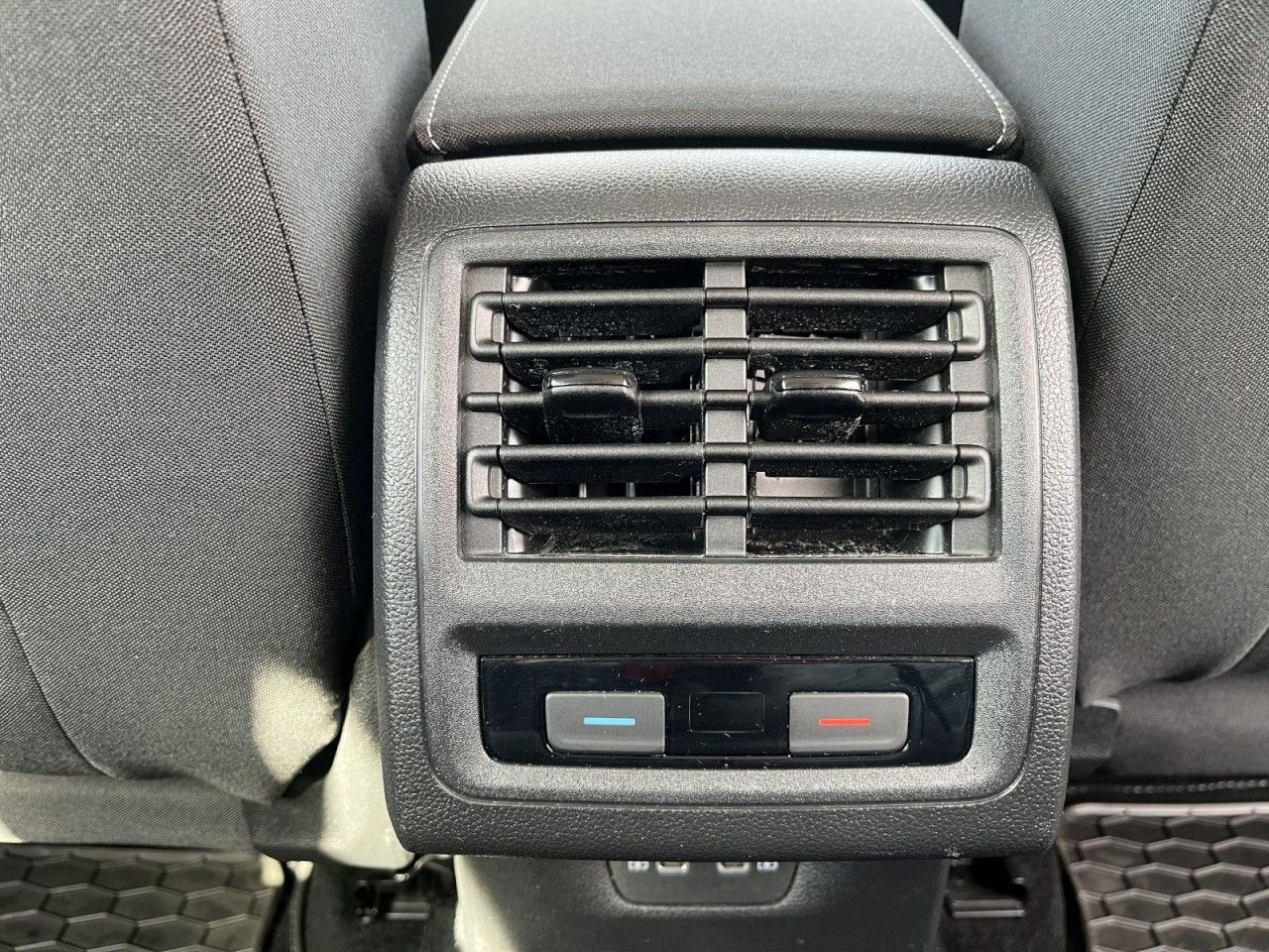 Volkswagen Golf - Bild 11