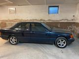 Mercedes-Benz DB 190E 2.0 Automatik Getriebe nur zum Sch... - Mercedes-Benz 190 mit Benzin-Antrieb: 190d