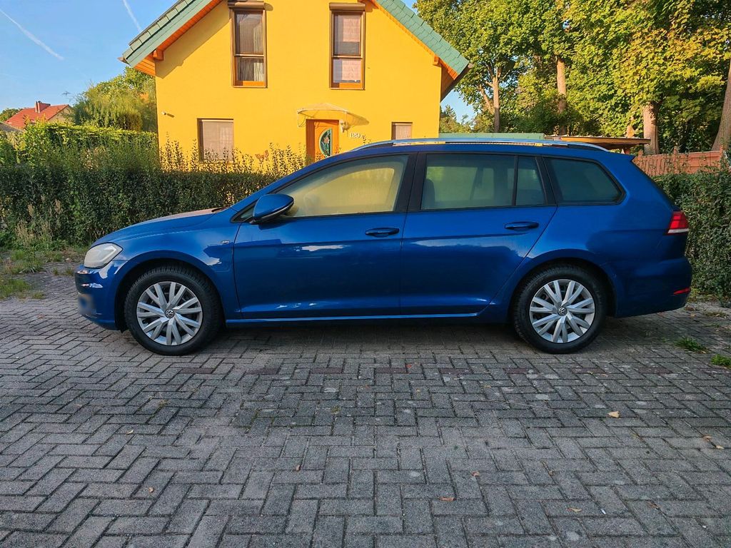 Image of Volkswagen Golf