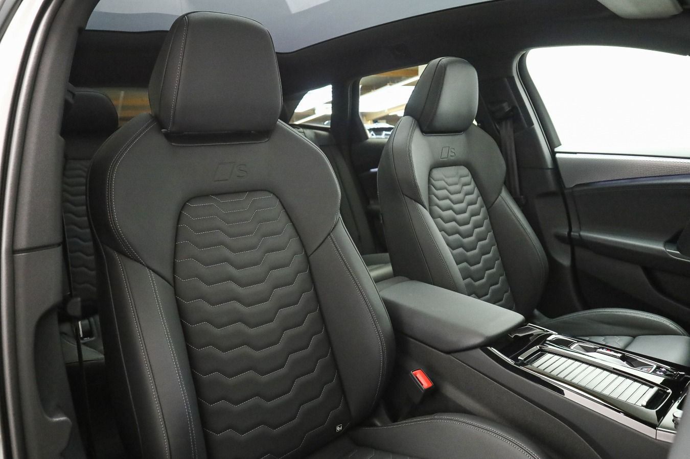 Audi A6 e-tron - Bild 21