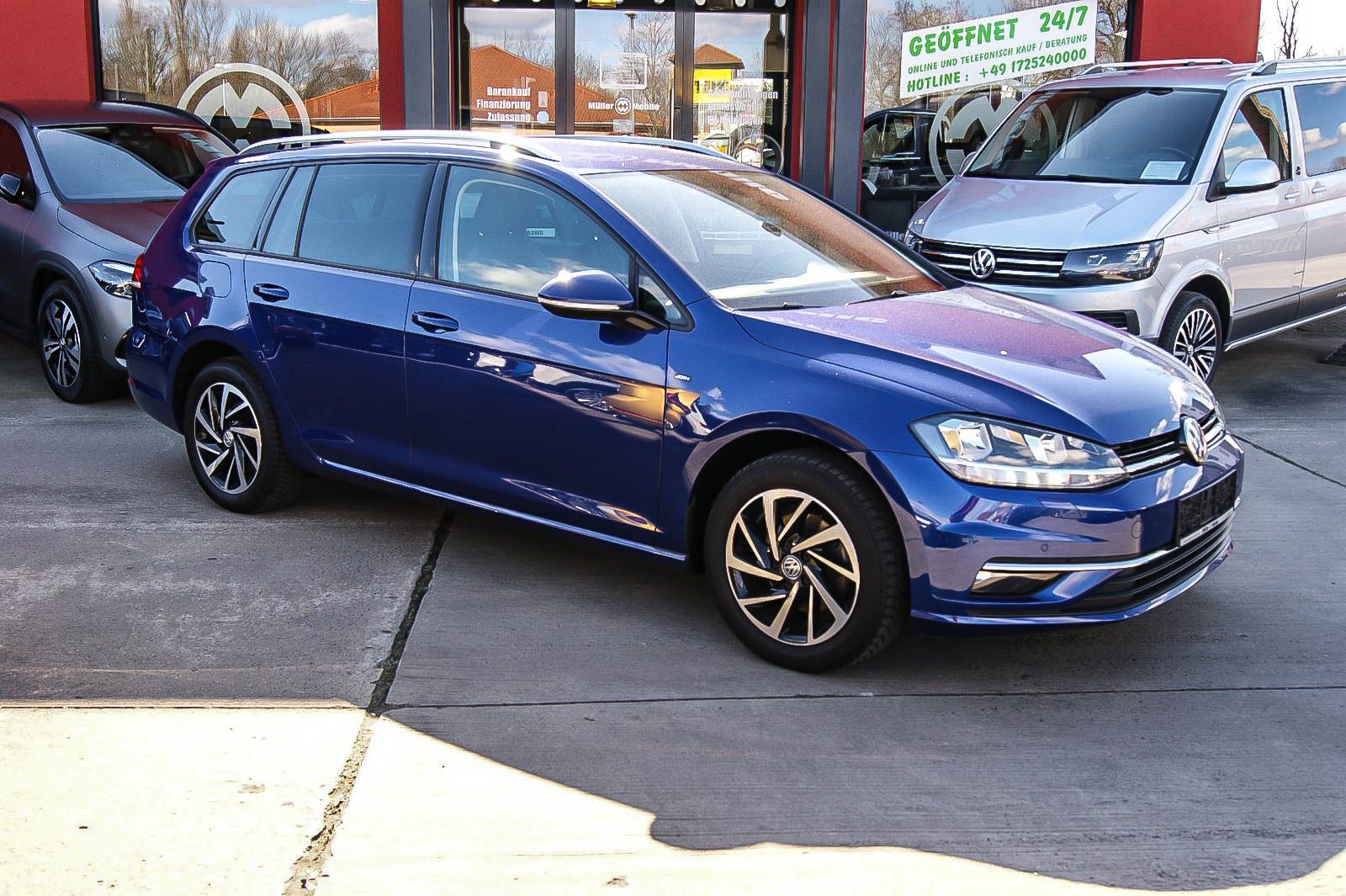 Fahrzeugabbildung Volkswagen Golf VII Variant 1.0 TSI Join NAVI PDC SZHG AHK