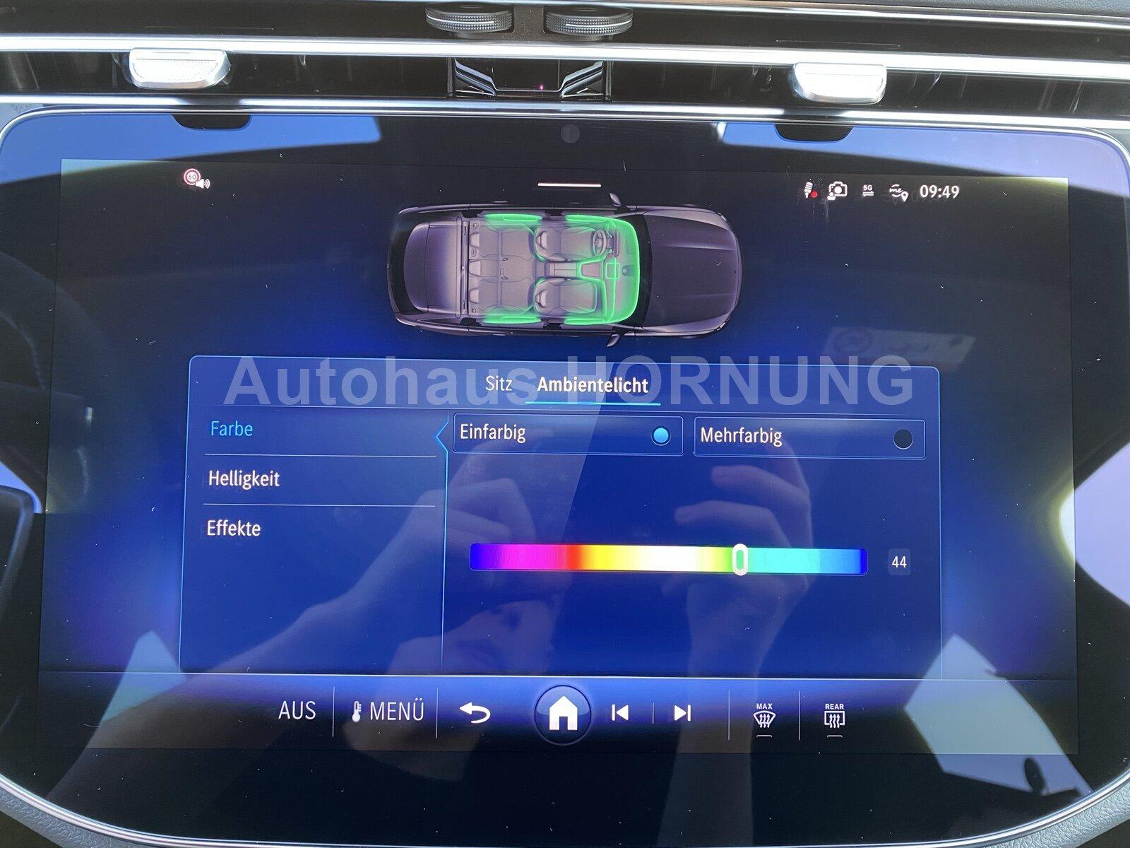 Mercedes-Benz E 220 d T-Modell AMG 360 DISTR AHK PANOSD MEMORY