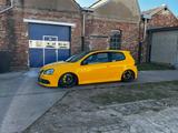 Volkswagen Golf R32 Turbo  - Volkswagen: R32 Turbo