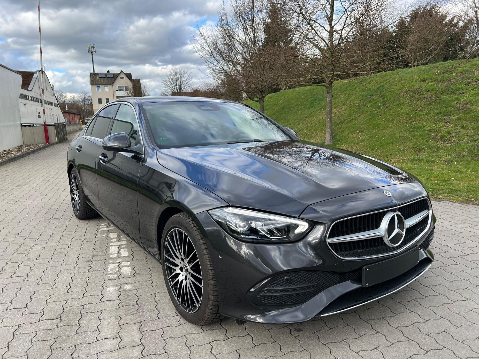 Mercedes-Benz C 220d Edition Avantgarde*MEMRY*DISTRNC+*360*LED