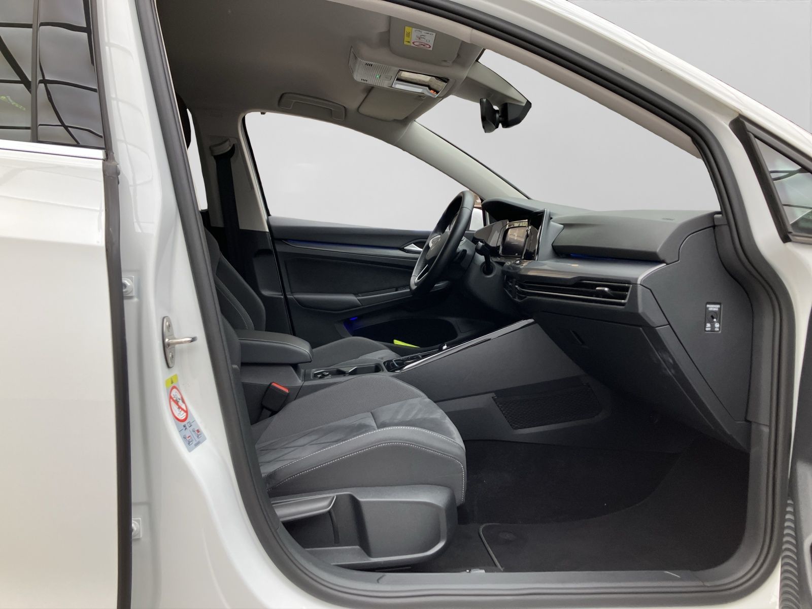 Volkswagen Golf 2.0 TSI DSG STYLE LM17 NAVI KAMERA foto 4