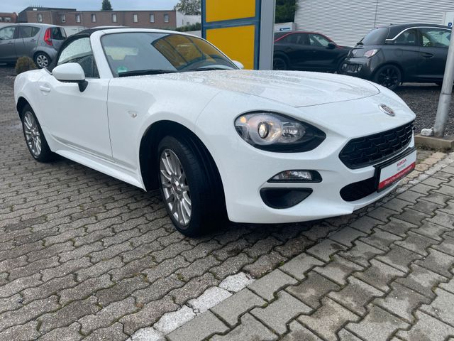 Fiat 124 Spider