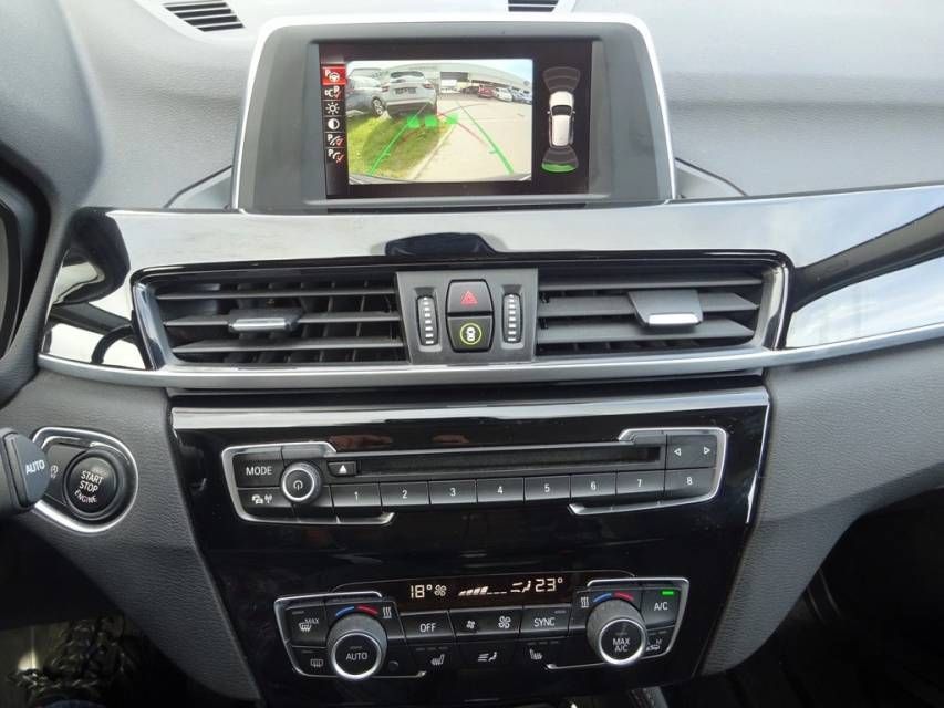 Fahrzeugabbildung BMW X1  xDrive20d  xLine /Navi/8xbereift/Kamera