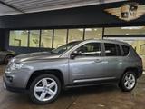 Jeep Compass 2.2 CRD Limited 4x2 Leder/NAVI/Park/AHK - Jeep Compass: 2.4