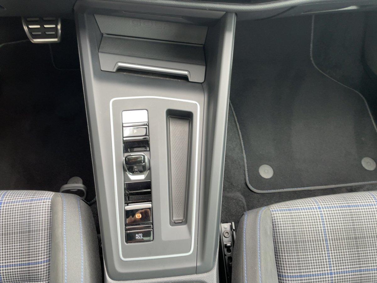 Volkswagen Golf GTE 1.4 eHybrid NAVI+PANO+LED+KAM+VIRT+APP, миниатюра 16