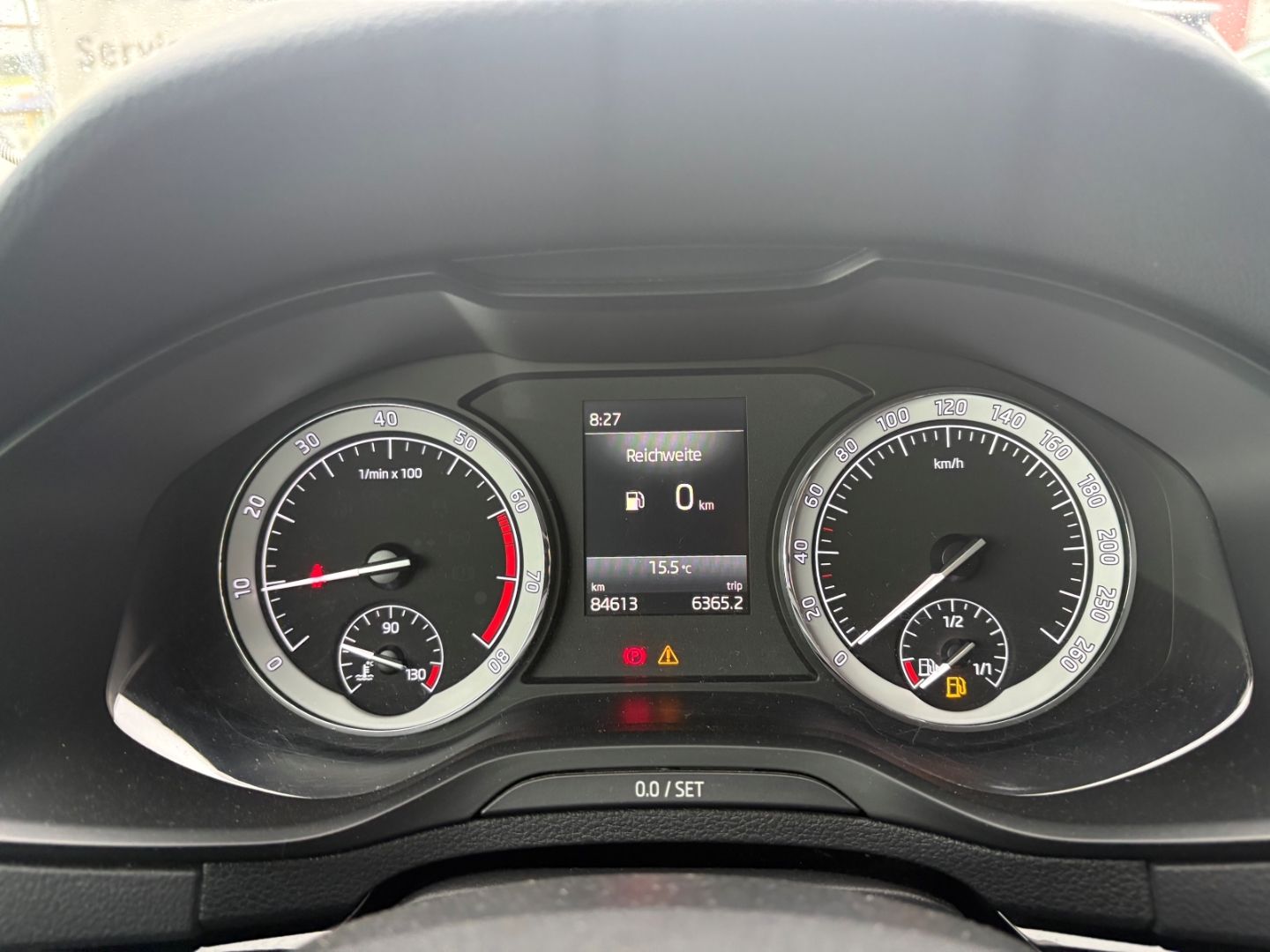 Fahrzeugabbildung SKODA Karoq Style Tempomat PDC Klima SHZ Bluetooth