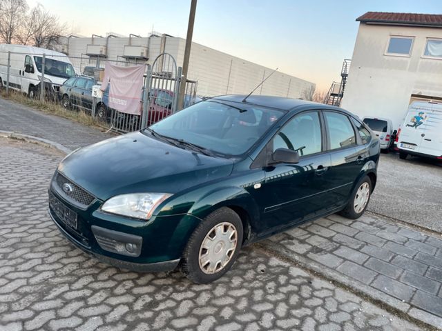 Ford Focus 1.6 Ghia