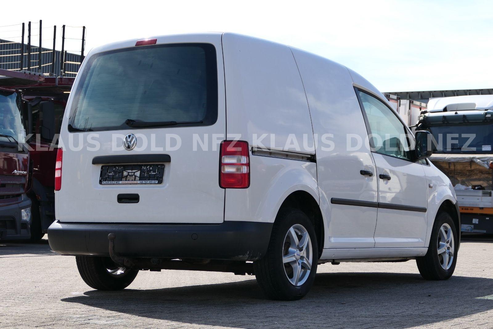 Volkswagen Caddy 2010 — салон