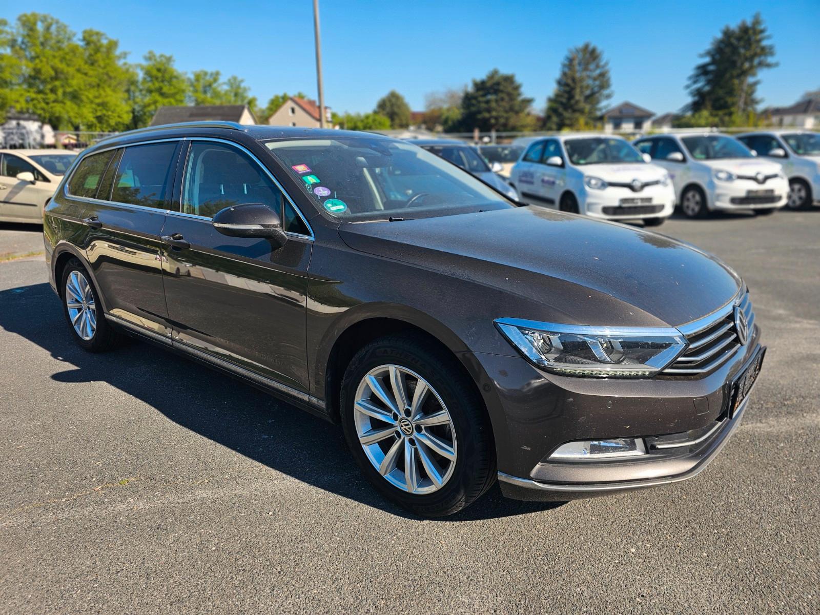 Volkswagen Passat Variant Highline Autom./Pano/Navi/Xenon