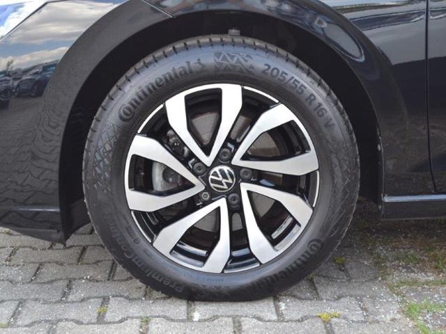 Volkswagen Golf VIII 1.5 eTSI DSG Active LED+LA/NAVI+VZE/AC, миниатюра 6