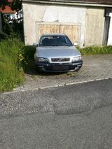 Volvo V40 Kombi 1.8L - Volvo V40 aus 2002