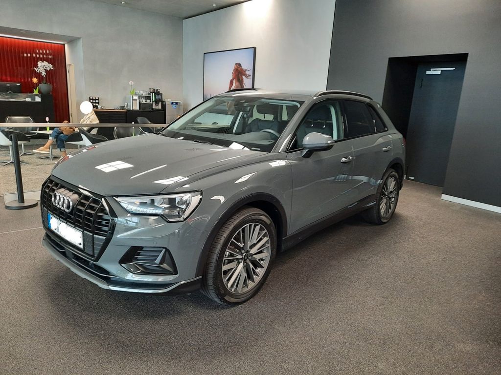 Image of Audi Q3