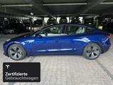 Tesla Model 3 Rear-Wheel Drive - blaue Tesla Model 3