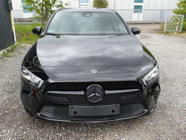 MERCEDES-BENZ A 250 Progressive/AUT/LED/MBUX/SHZ/PDC