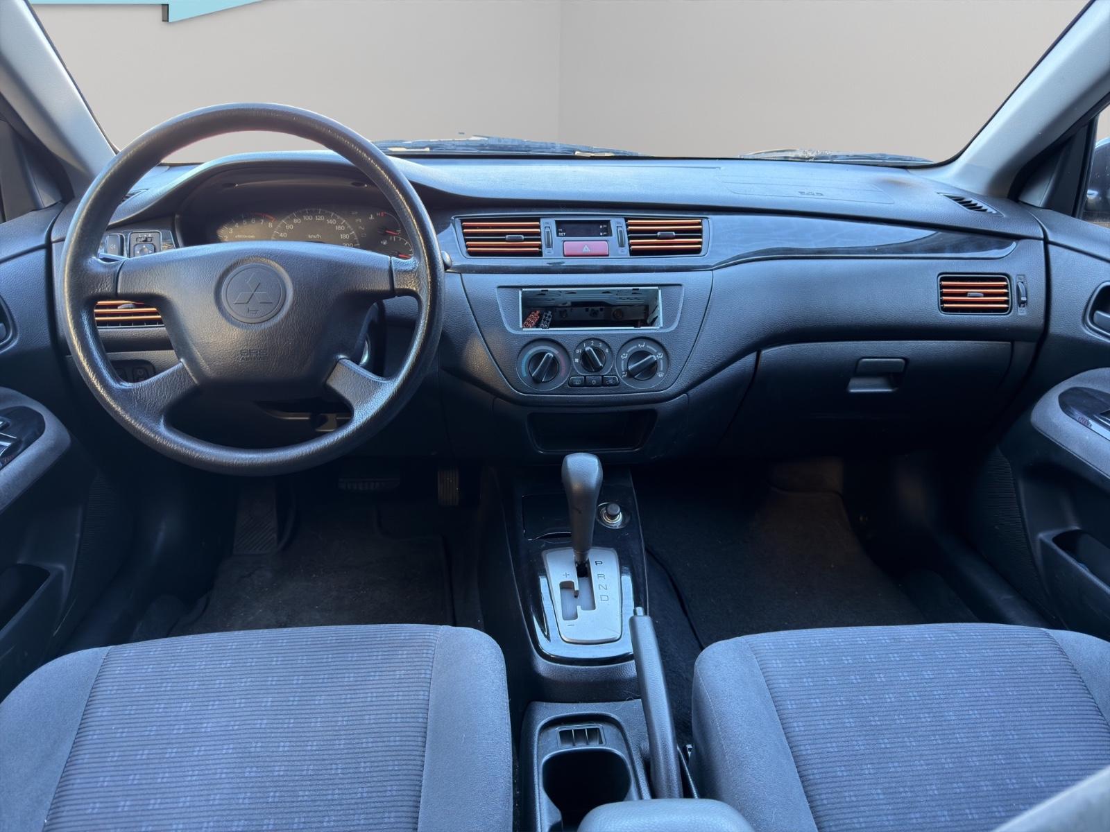 Mitsubishi Lancer 2005 — photo 11