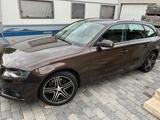 Audi A4 2.7 TDI (DPF) multitronic Ambition Avant ... - Audi A4: Braun, Leder