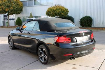 Fahrzeugabbildung BMW 220 iA Sport Line Cabrio Advan. Navi PDC SHZ LED