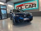 BMW iX3 Impressive - blaue BMW iX3