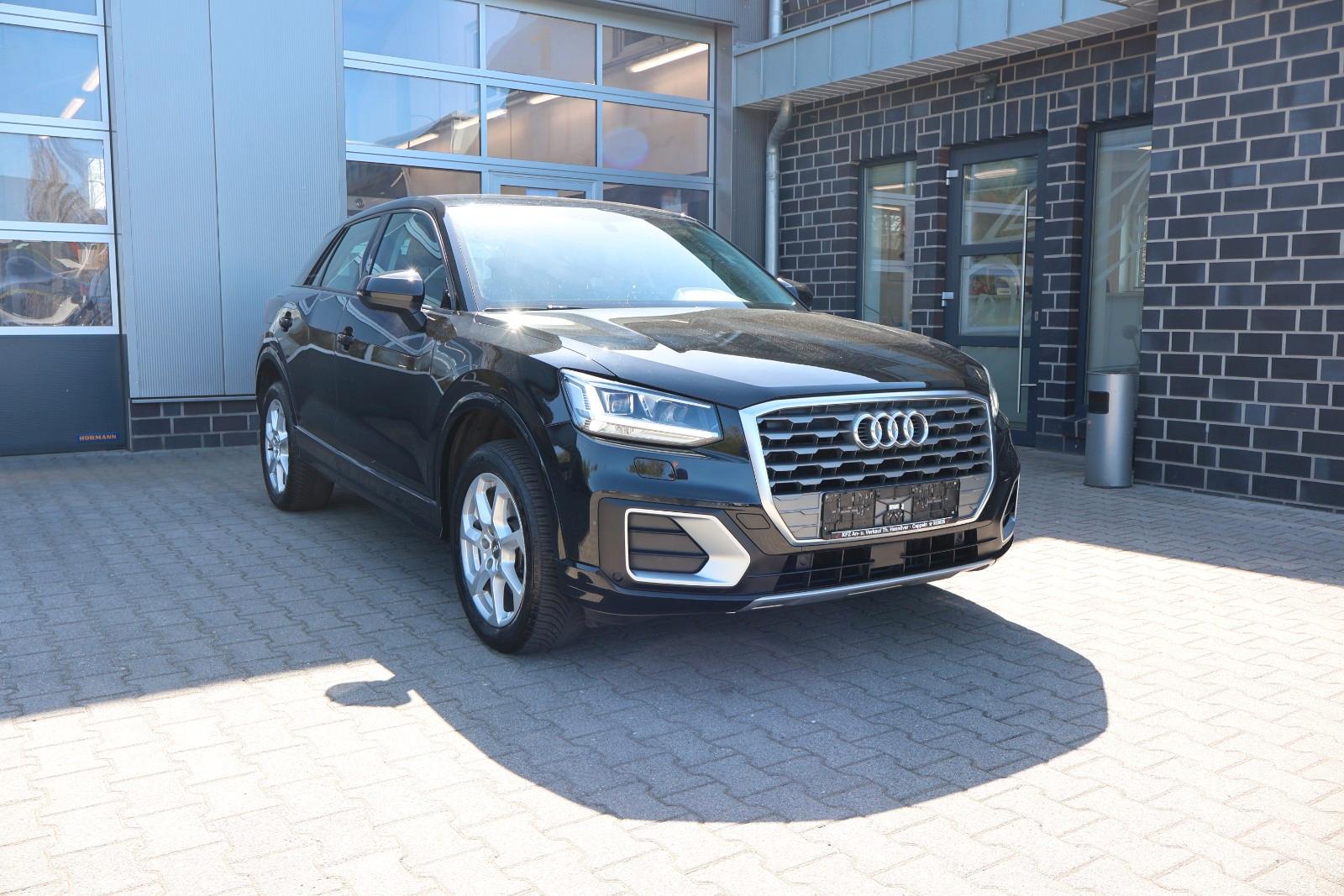 Audi Q2 35 TFSI sport Automatik/AHK/LED/Navi