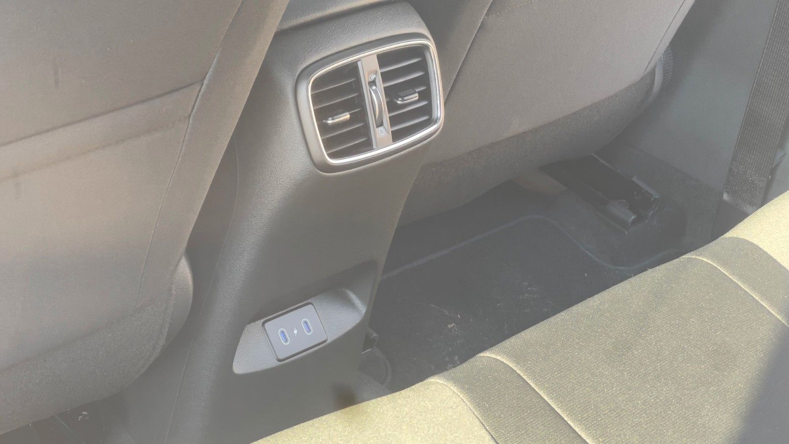 Fahrzeugabbildung Hyundai i30 1.0 T-GDI Advantage *Navi*CarPlay*RFK*LED*