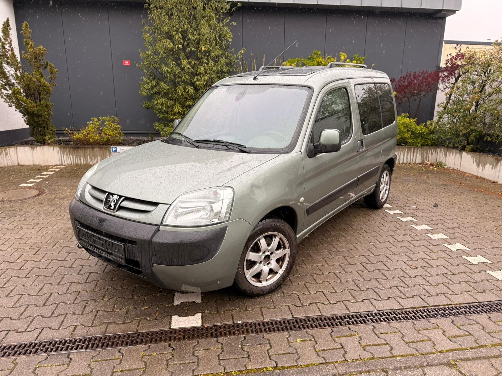 Peugeot Partner Premium Kombi * KLIMA * PANO *