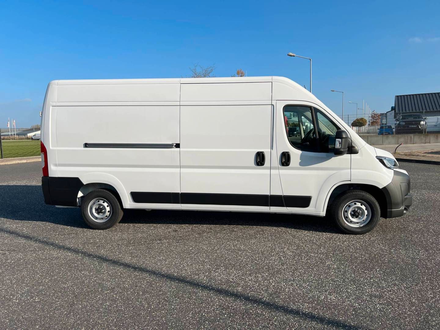 Fahrzeugabbildung Fiat DUCATO 35 L3H2 KAWA