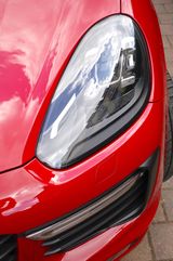 Porsche Cayenne Turbo Tiptronic Burmester in Bestzustand - : Geländewagen, Best