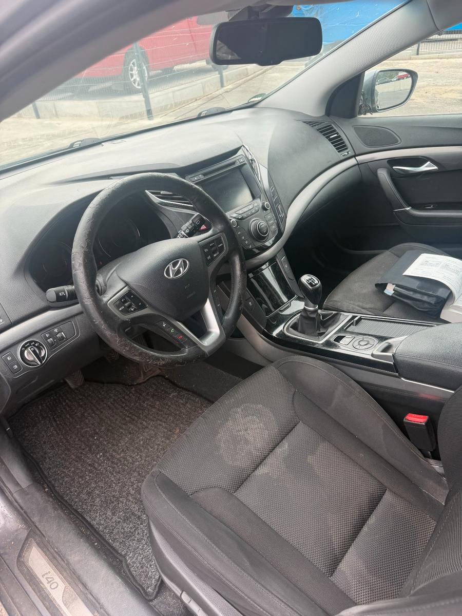 Hyundai i40 2011 — photo 15