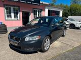 Volvo V50 Kombi 2.0 D Momentum - Volvo V50: D2