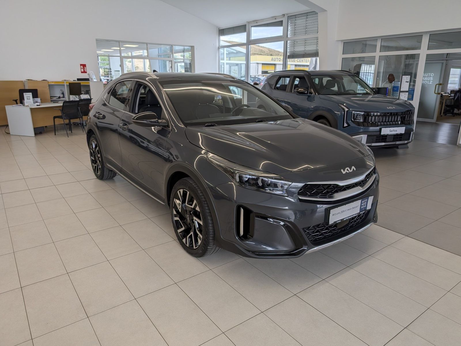 KIA XCeed 1.6D 48V Spirit Xclusive Glasdach – Bild 5