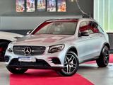 Mercedes-Benz GLC43 AMG Pano Burmester Airmatic LED KeylesGo19 - Mercedes GLC-Klasse mit Schiebedach