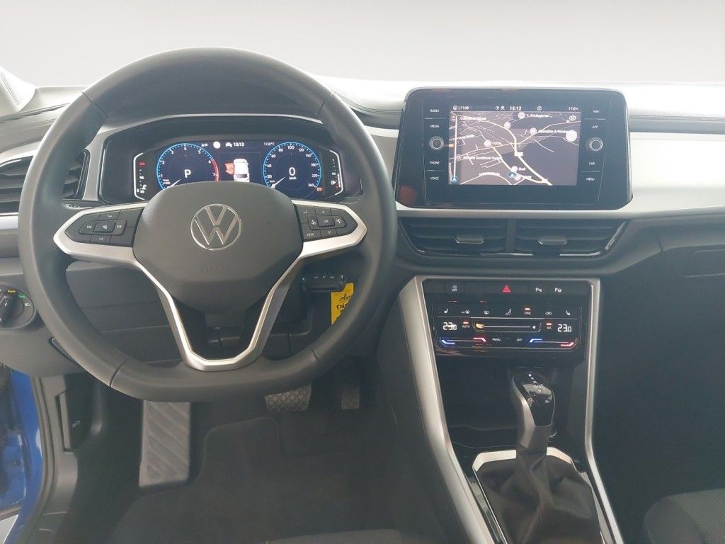 Fahrzeugabbildung Volkswagen T-Roc 1.5 TSI DSG Life AHZV Anschlußgarantie