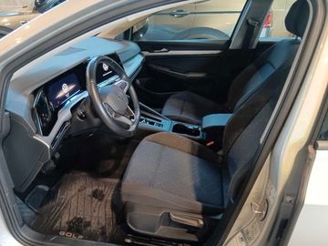 Volkswagen Golf - 5