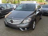 Mercedes-Benz B 200 Anhängerkupplung / Akt. Park-Assistent - Mercedes-Benz: Anhängerkupplung