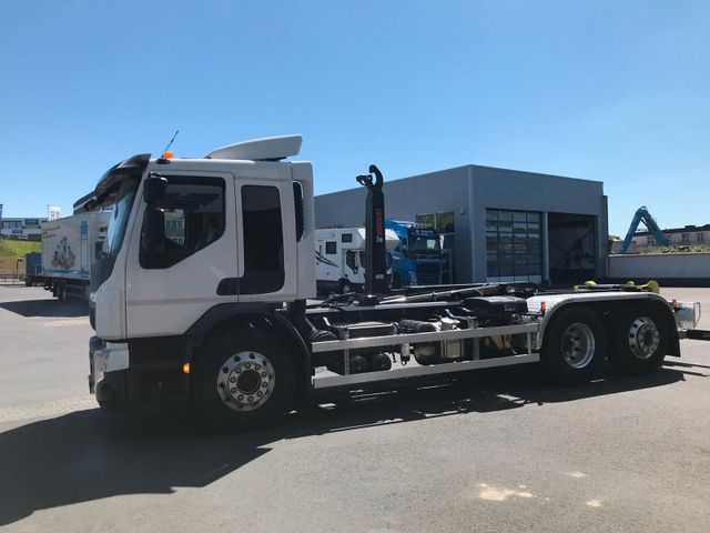 FE 320 6x2