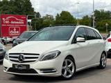 Mercedes-Benz B 200 B-Klasse Sport PANO/NAVI/AHK/Bi-XENON - Mercedes-Benz B 200: Sport