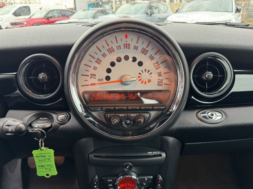 Fahrzeugabbildung MINI Mini One Cabrio+Leder+Sitzheiz+Klimaaut+