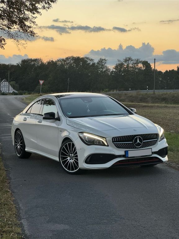 Image of Mercedes-Benz CLA 250