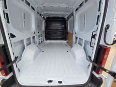 Fahrzeugabbildung Master IV Kasten Hochraum 3,5t L2H2 BLUE dCi 150