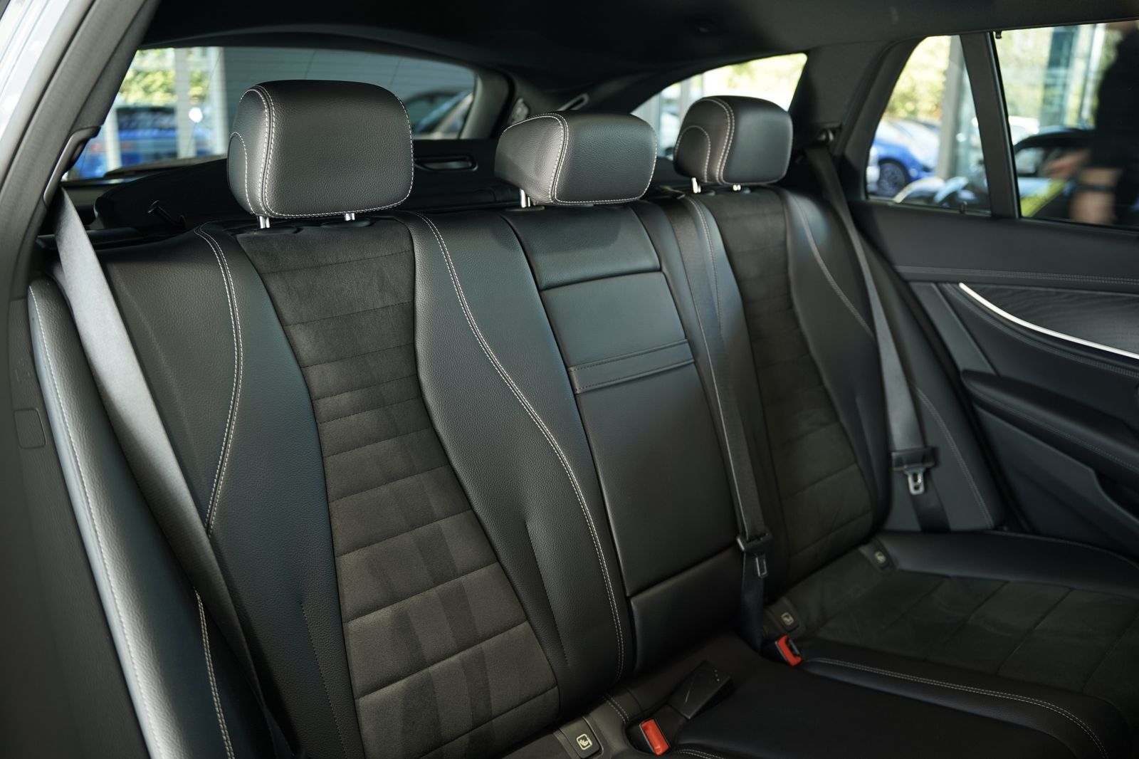 Mercedes Benz E 300