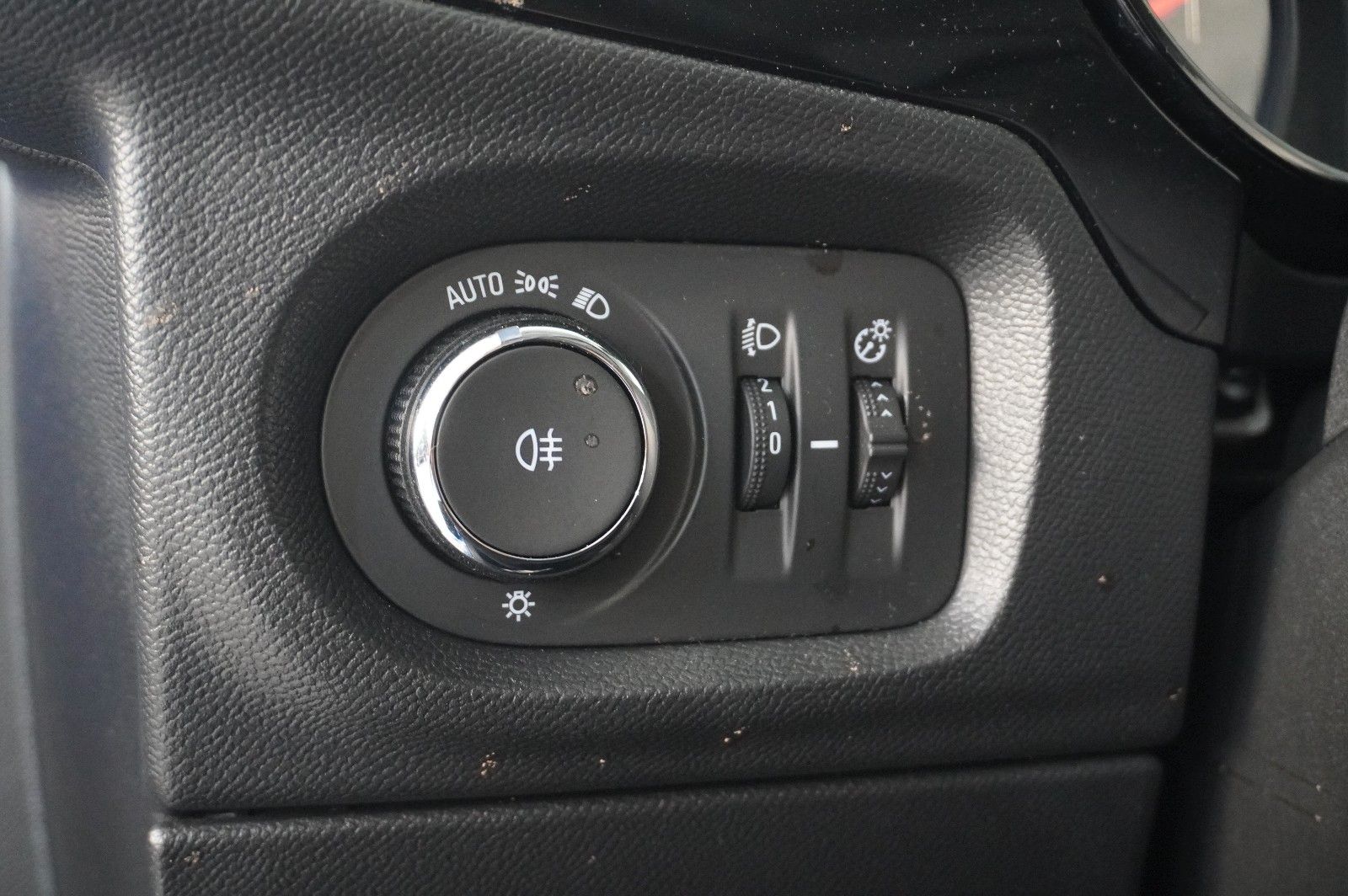 Fahrzeugabbildung Opel Corsa F 1.2 EDITION NAVI/KAMERA/TEMP./PDC/DAB+