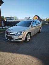 Opel Astra H Caravan Innovation "110 Jahre" - Opel Astra aus 2009: Caravan