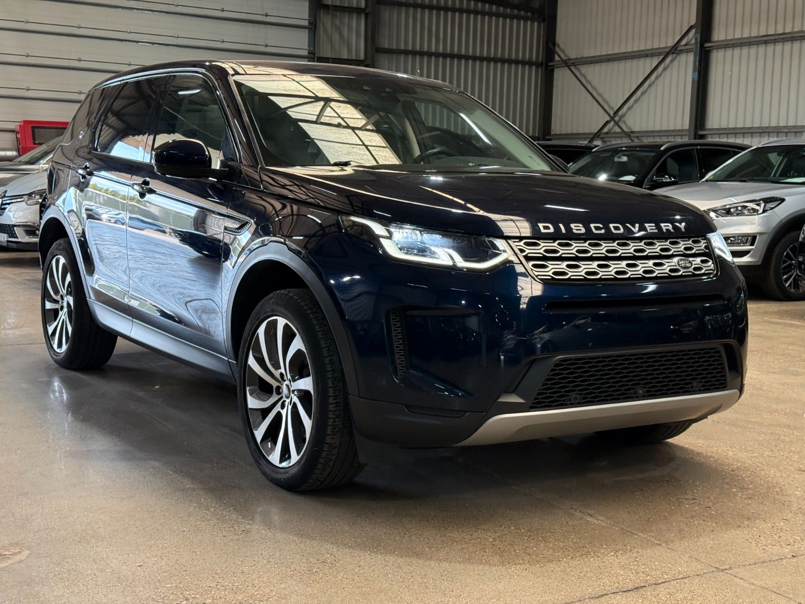 Land Rover Discovery Sport SE AWD imagem 3