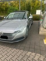 Volkswagen VW Arteon 2.0 TDI, 239 PS  Vollausstattung, Top - Volkswagen Arteon mit Diesel-Antrieb: Panorama-Dach, Limousine