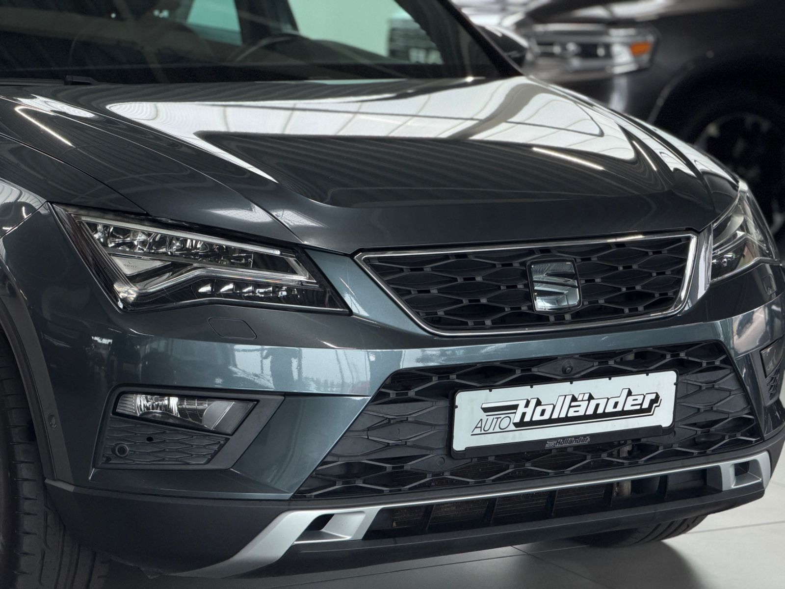 Fahrzeugabbildung SEAT Ateca 2.0 TDI Xcellence 4Drive 360°-Kamera ACC