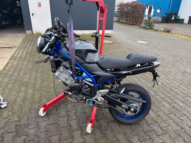 Suzuki SV 650